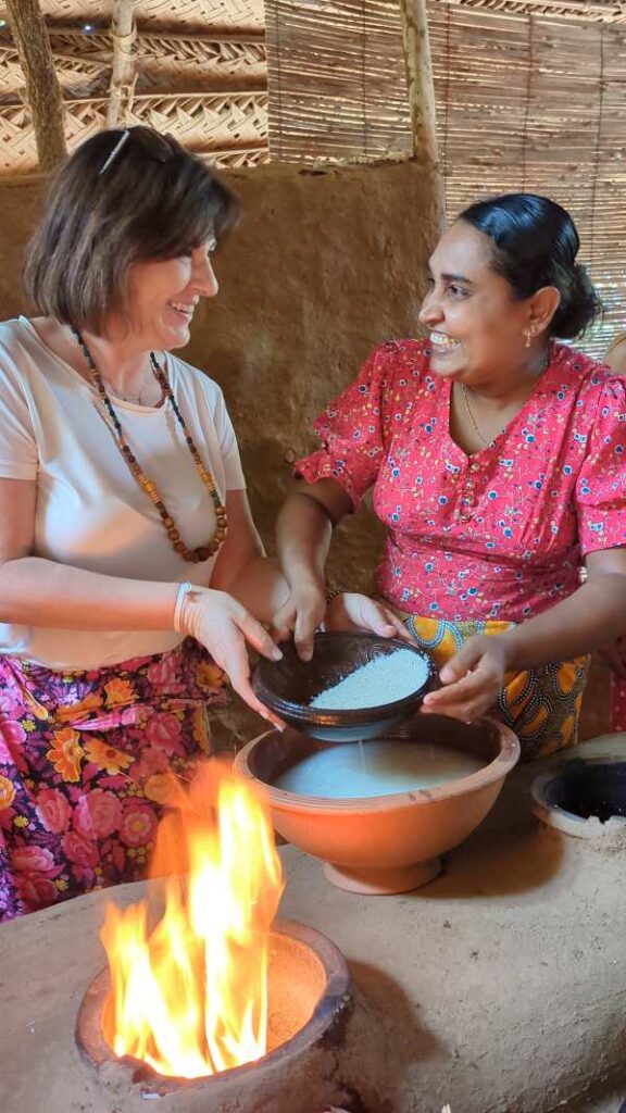 cocinando con mujeres en Sri Lanka rumboati