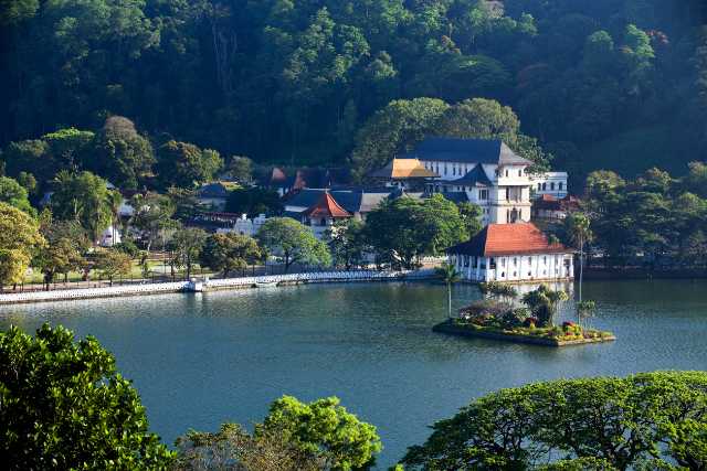 kandy viaje en grupo para mujeres a sri lanka